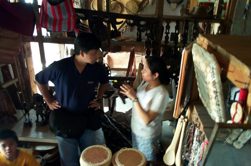 Kuya and Vi at a souvenir shop